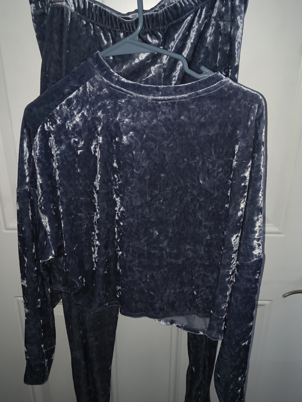 Fashion Nova Velvet Crop Pullover Top - Charcoal Blue